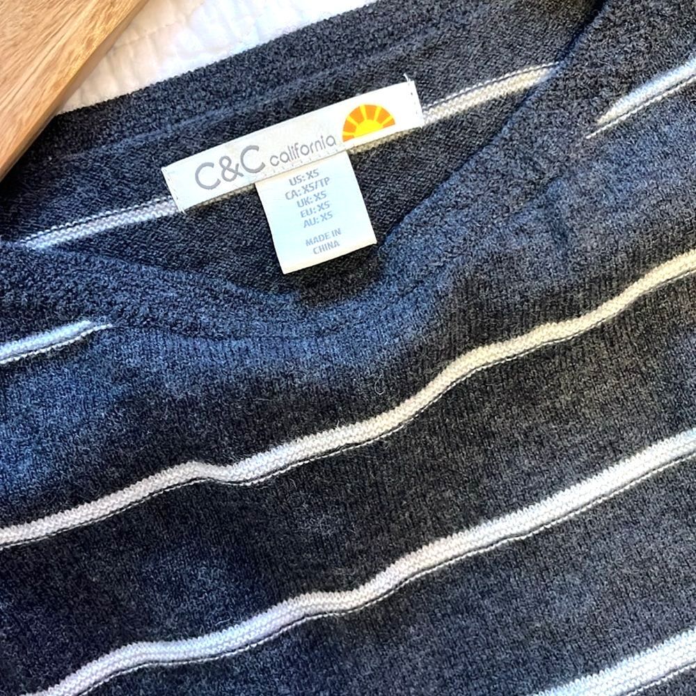 C&C California Merino Wool Pullover Sweater Gray Striped Sz XS Preppy Boho Work - Picture 3 of 8
